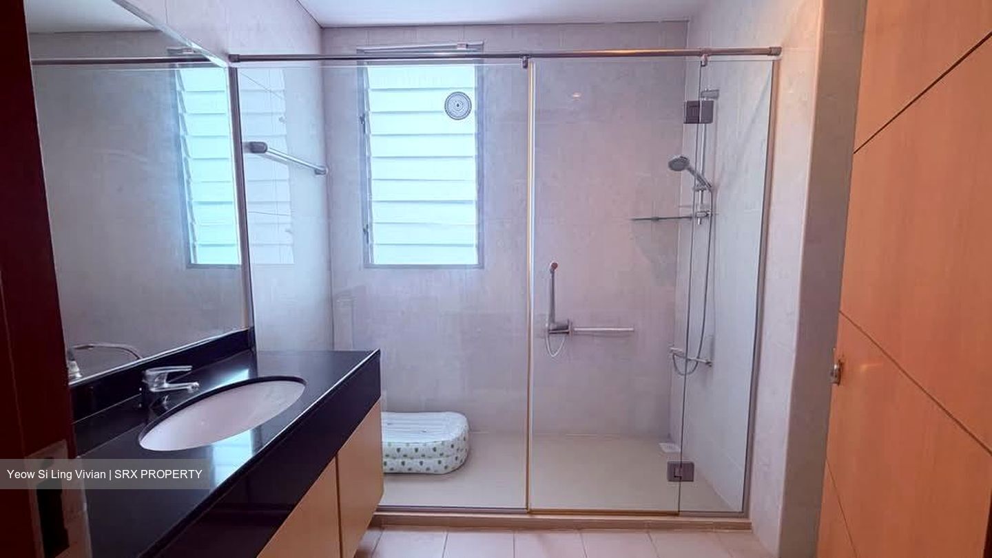 Chuan Loft (D19), Terrace #575940291
